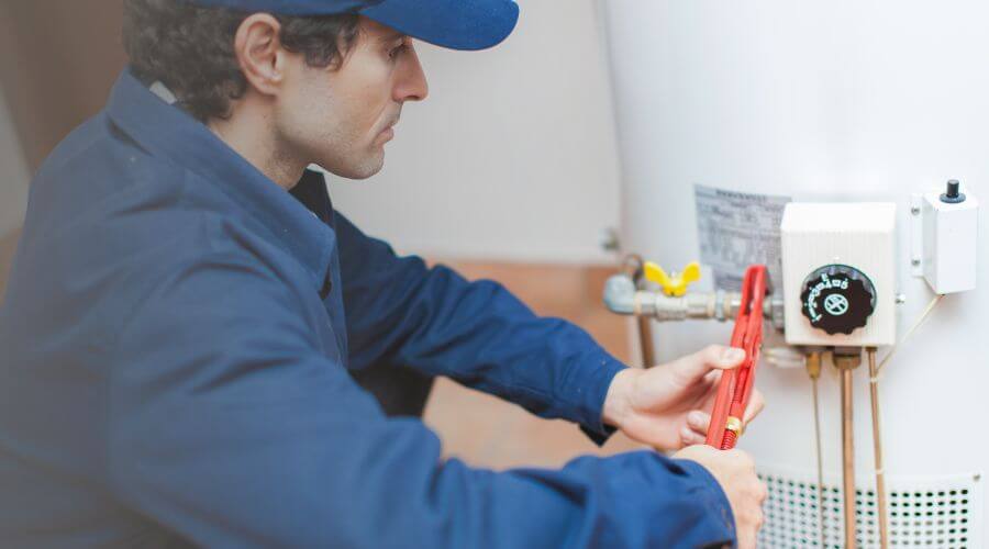 Local water heater installation in Martensdale, IA